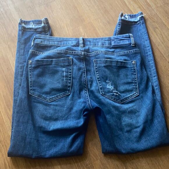 Zara Basic Skinny Jean - Picture 1 of 8
